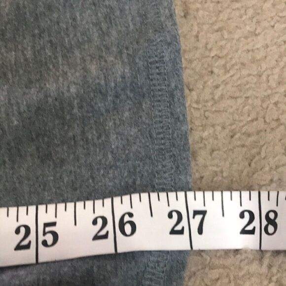 Tek Gear Dry Tech Gray Graphic Women's Tee Medium - Picture 8 of 10